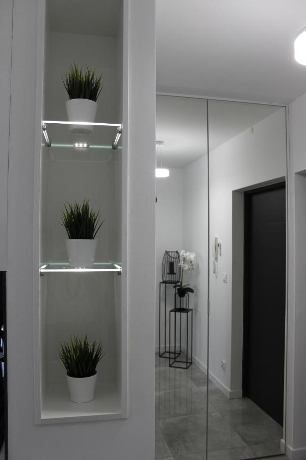 Apartament Wroclaw Centrum Galeria Magnolia Екстериор снимка