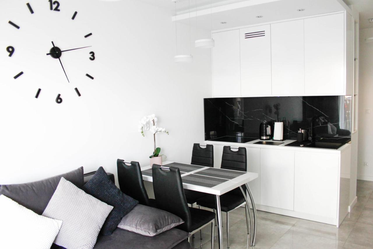 Apartament Wroclaw Centrum Galeria Magnolia Екстериор снимка
