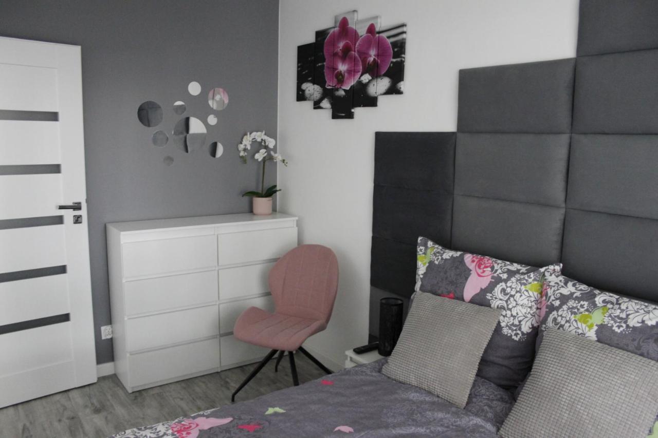 Apartament Wroclaw Centrum Galeria Magnolia Екстериор снимка