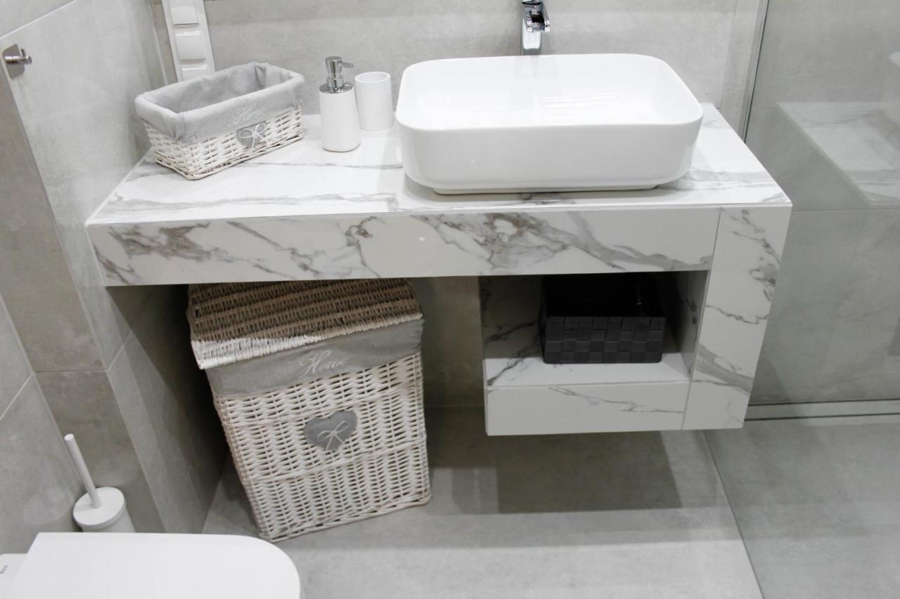 Apartament Wroclaw Centrum Galeria Magnolia Екстериор снимка