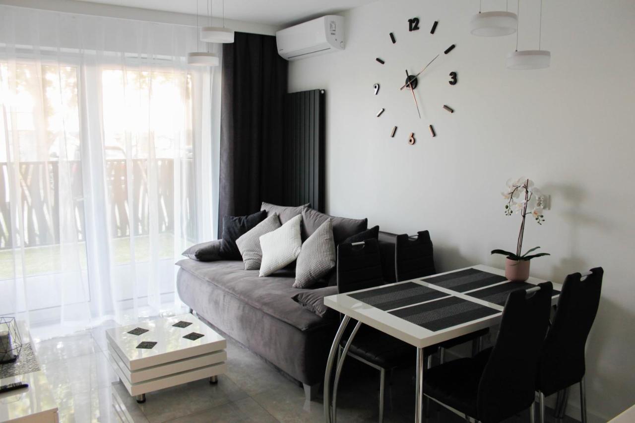 Apartament Wroclaw Centrum Galeria Magnolia Екстериор снимка
